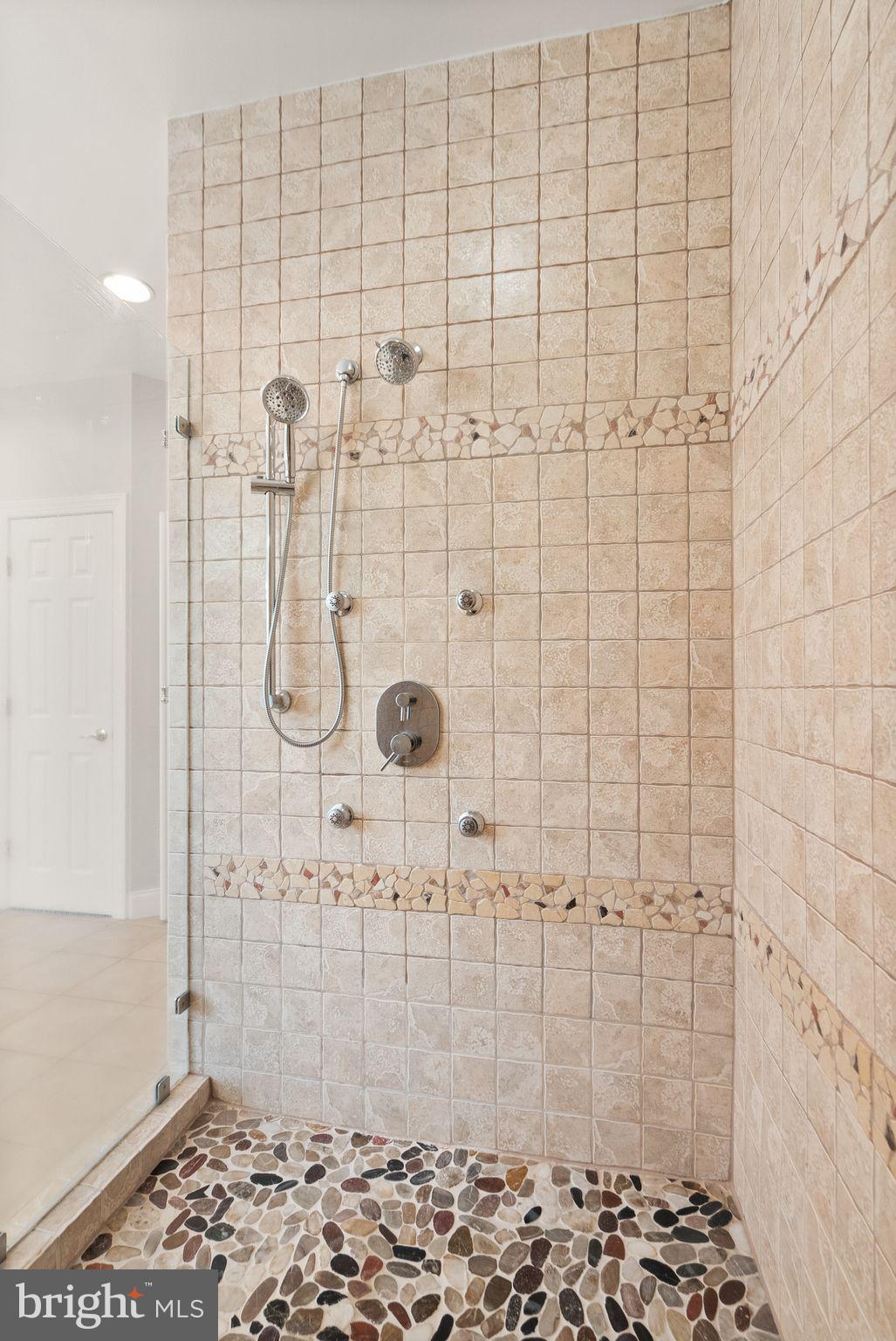 HAMILTON - Residential