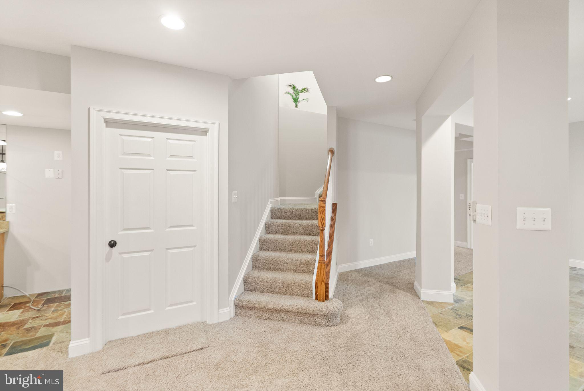 HAMILTON - Residential