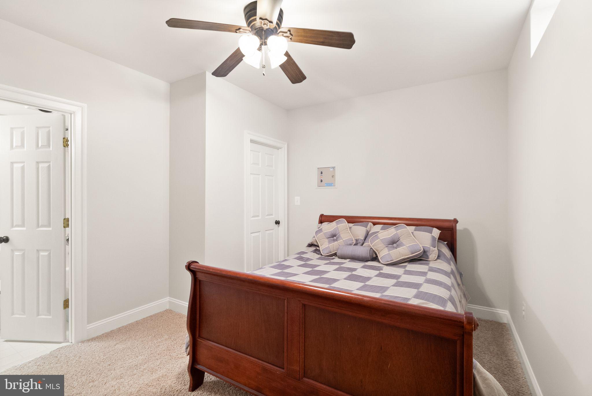 HAMILTON - Residential