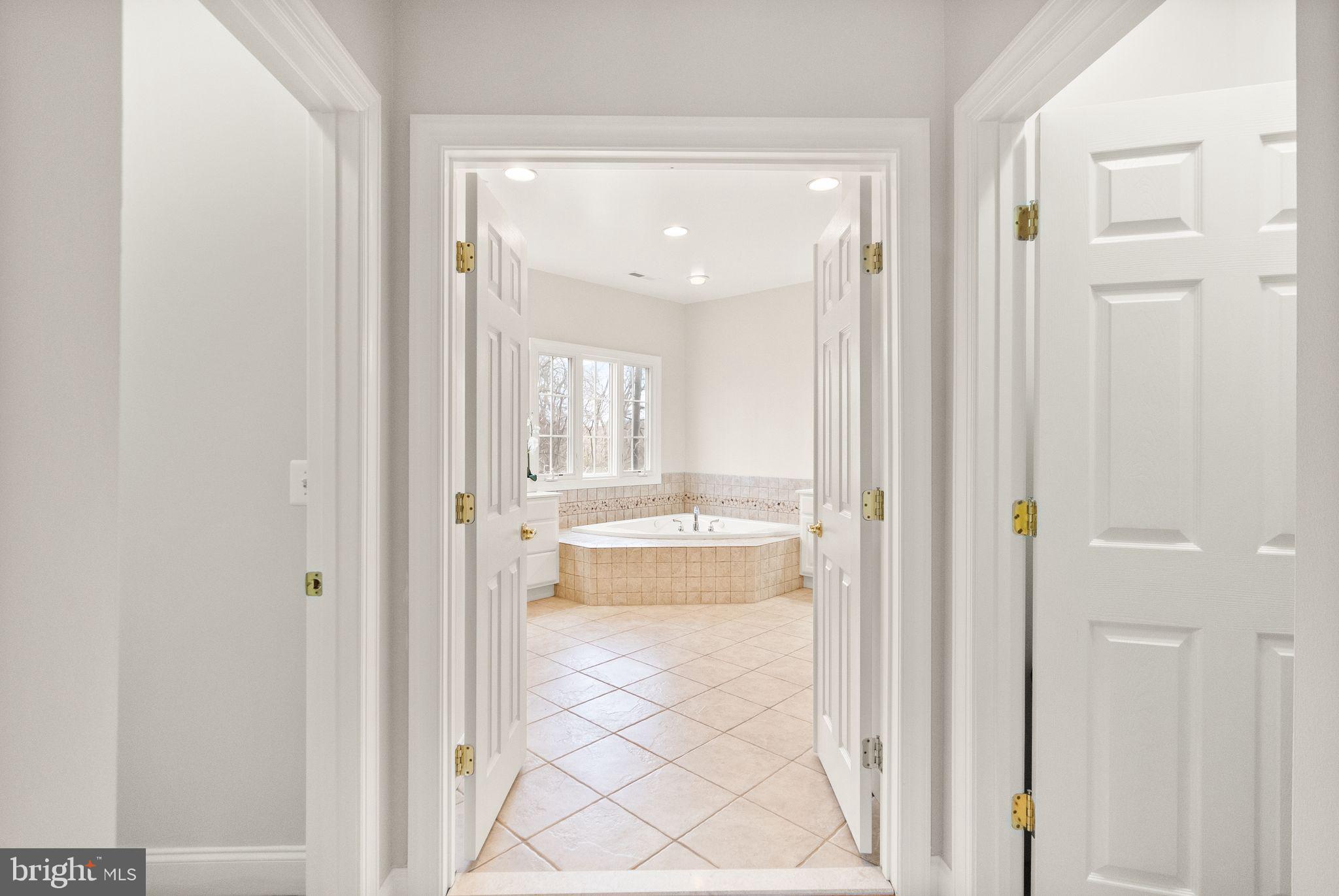 HAMILTON - Residential