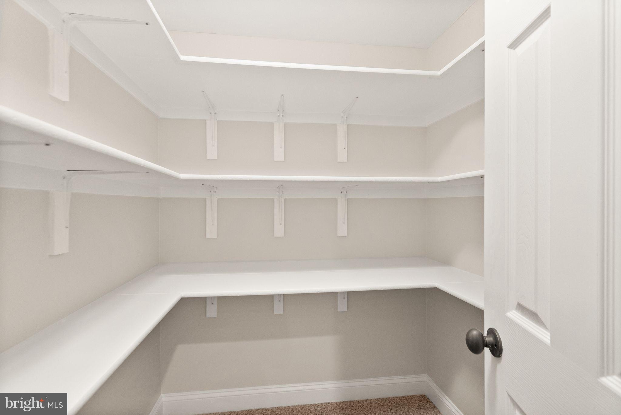 HAMILTON - Residential