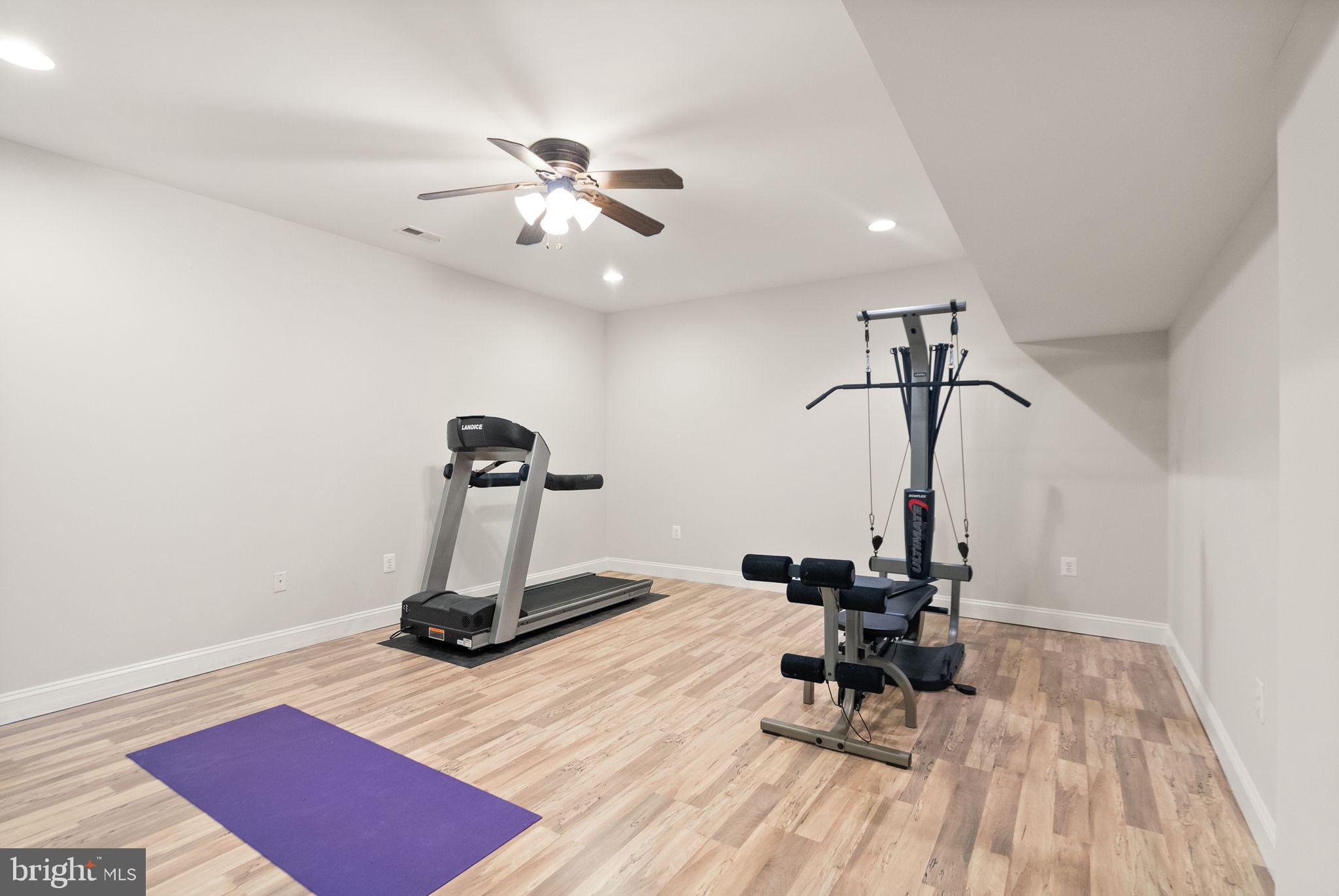 HAMILTON - Residential