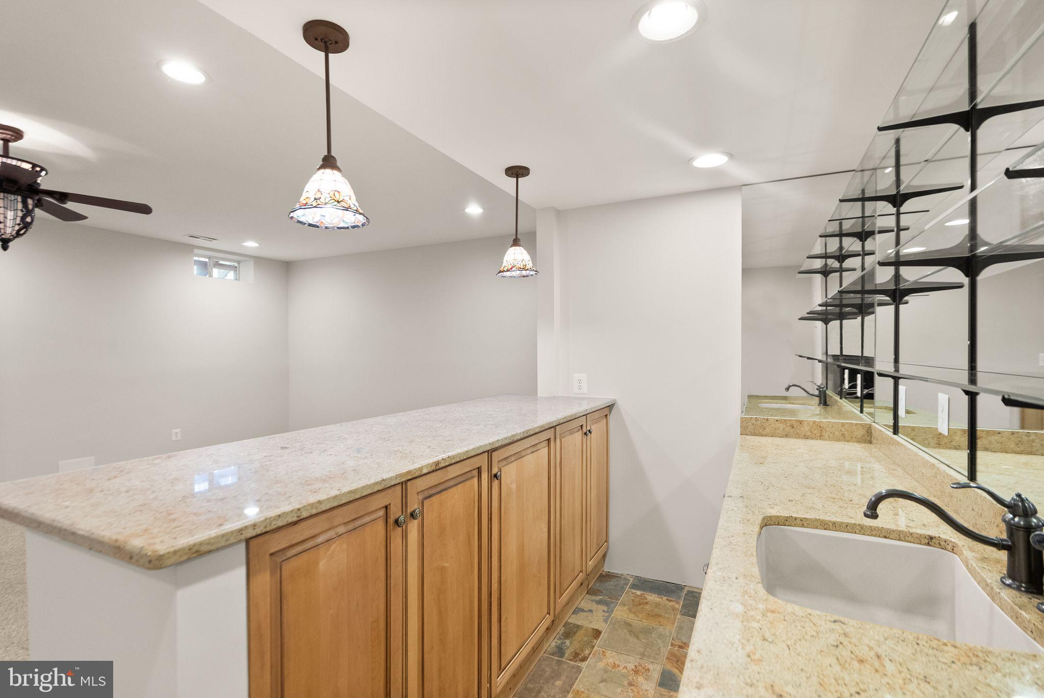 HAMILTON - Residential