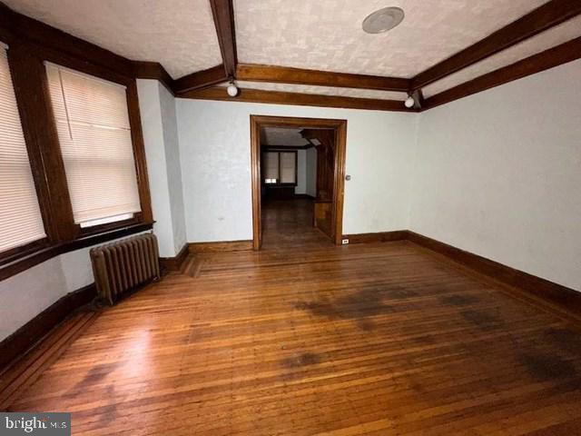 6146 W COLUMBIA AVENUE