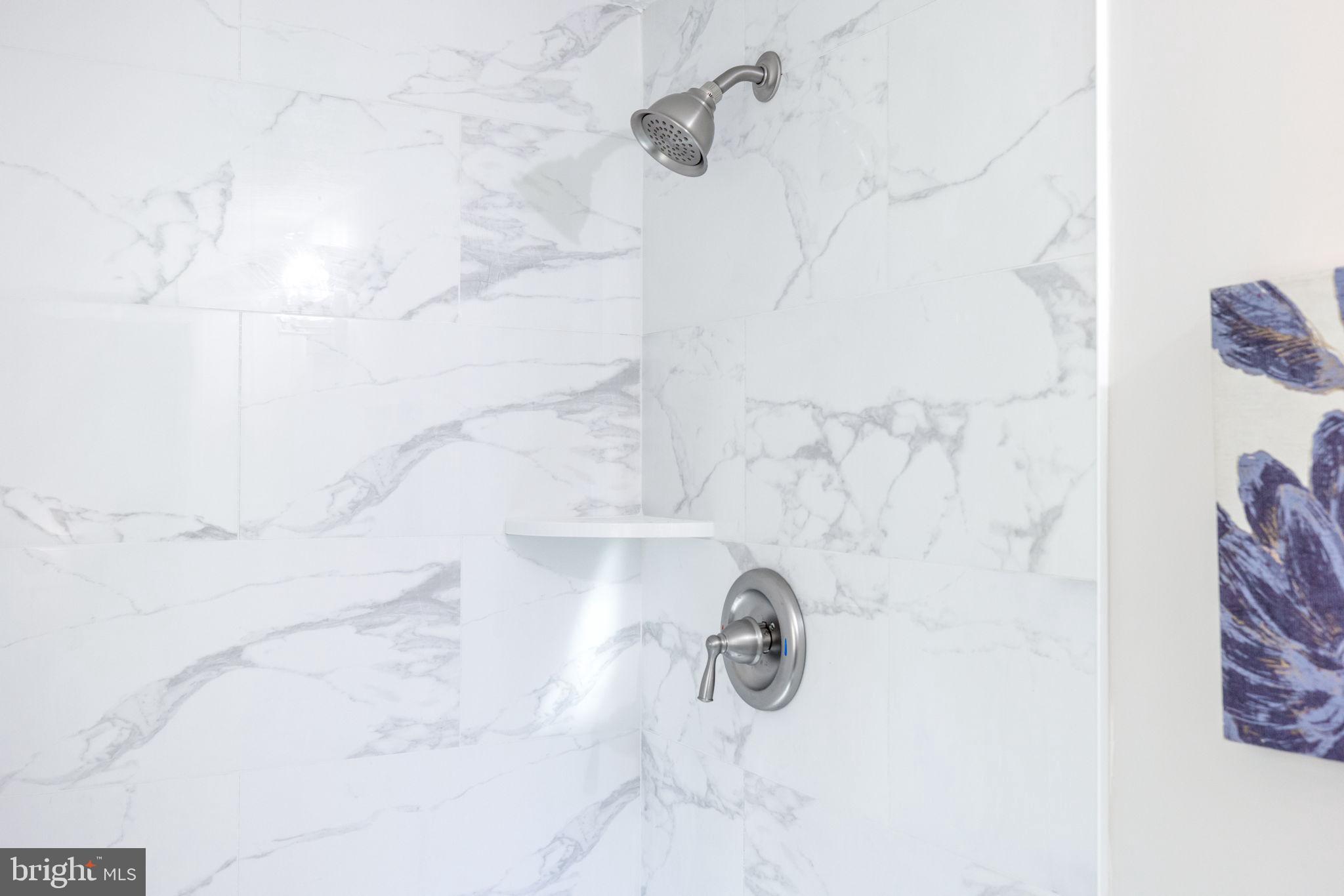 CHALET WOODS - Residential