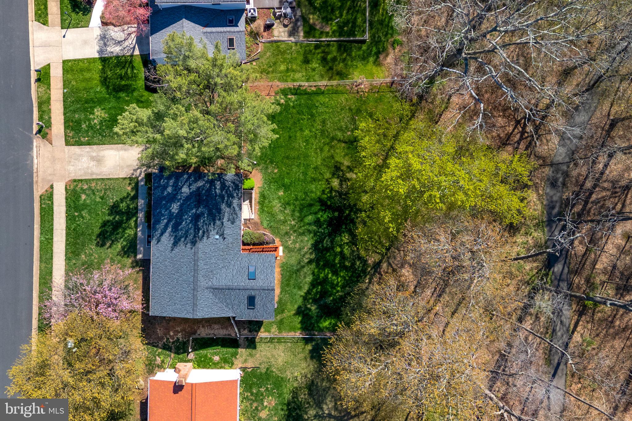 CHALET WOODS - Residential