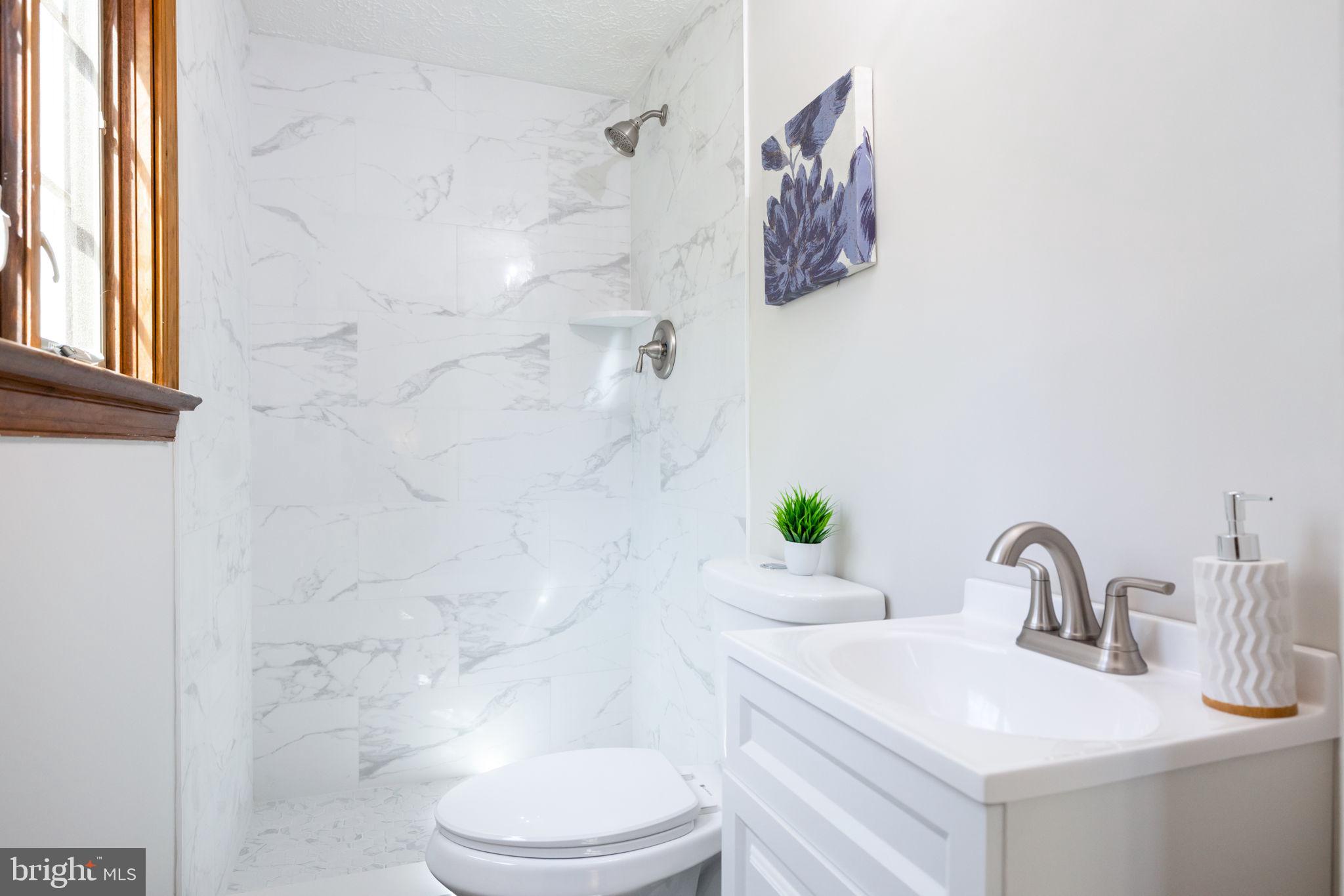 CHALET WOODS - Residential