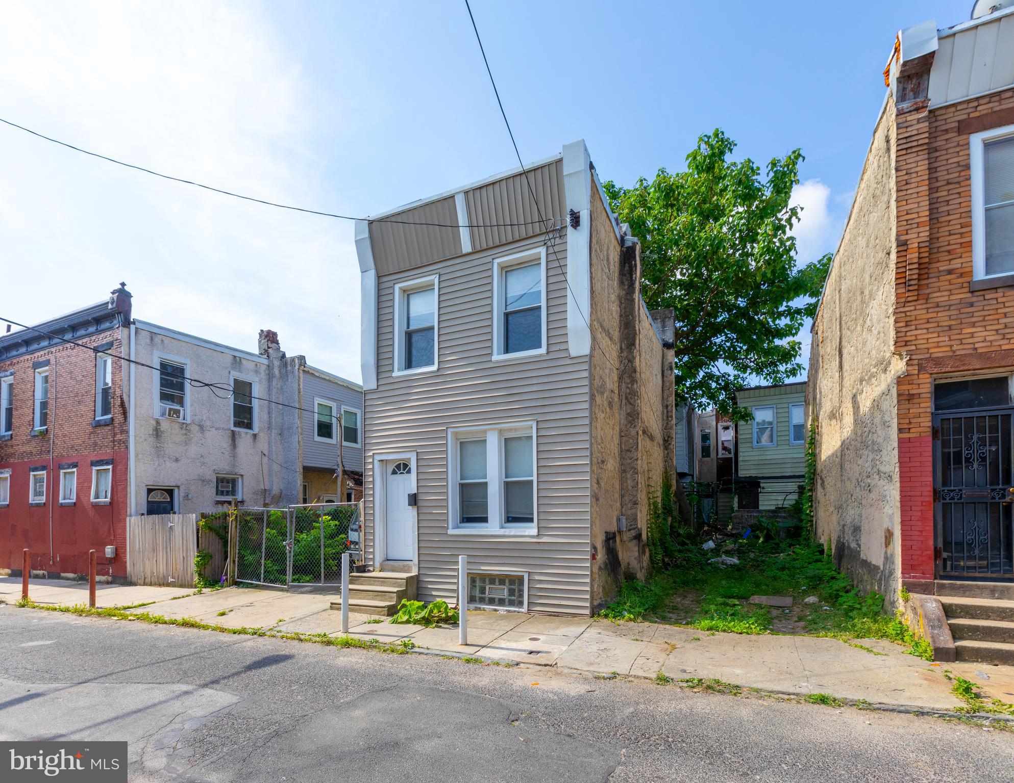 STRAWBERRY MANSION - Residential