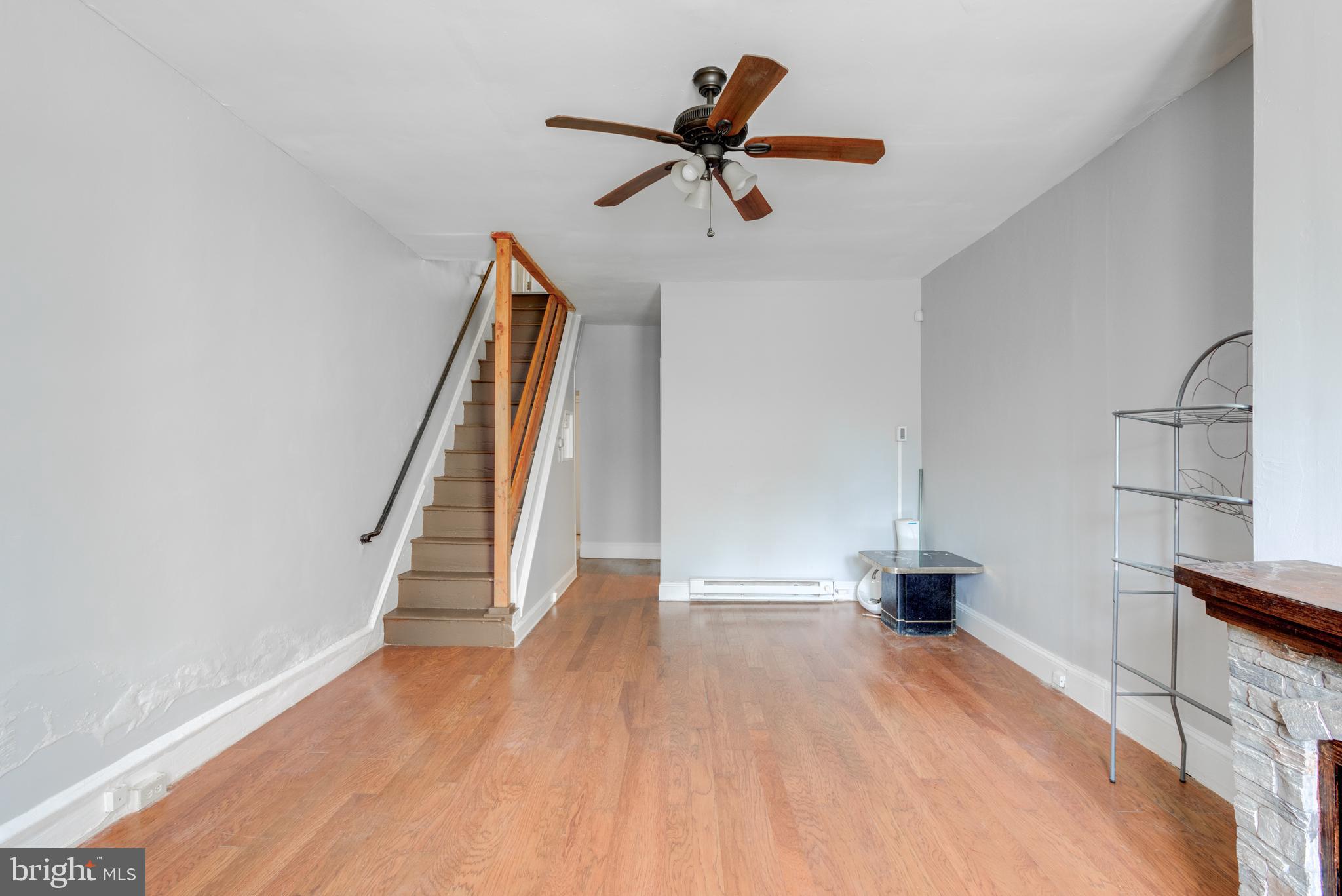 STRAWBERRY MANSION - Residential