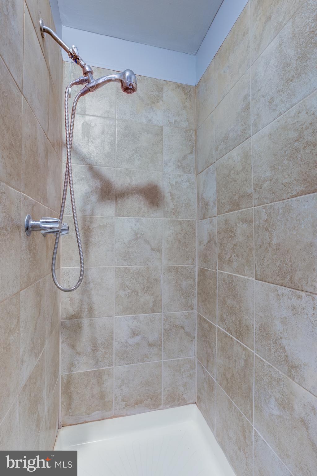 STRAWBERRY MANSION - Residential