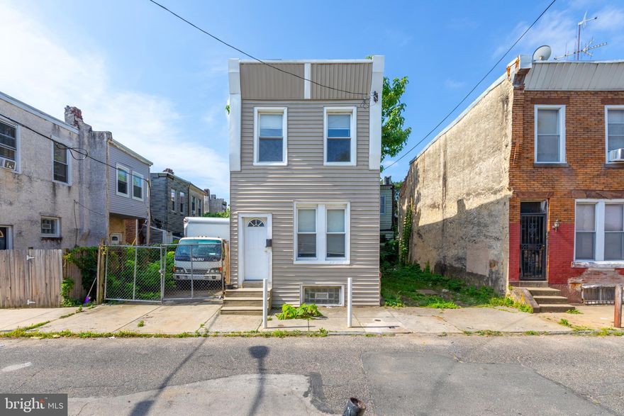 Welcome to 2510 W Arizona Street! This well kept 2-bedroom 1-bathroom home is perfect for your next home or investment property. Recently rented for $1,000 a month, this property will ensure you a good return on investment. Strawberry Mansion is on the way up, get some equity while you can!