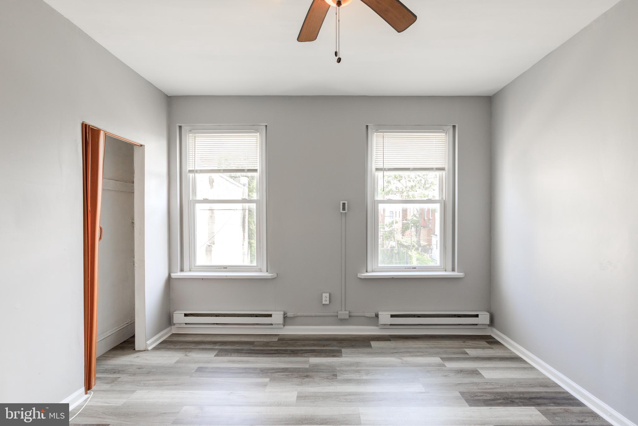 STRAWBERRY MANSION - Residential