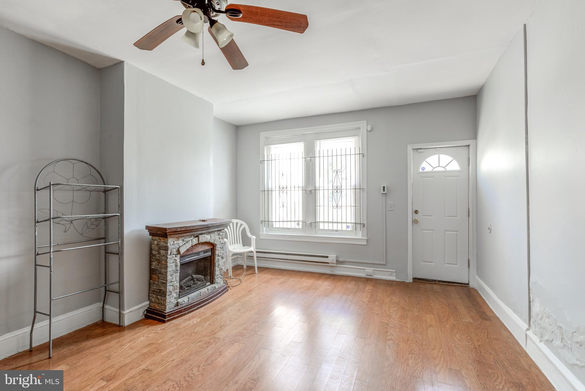 STRAWBERRY MANSION - Residential