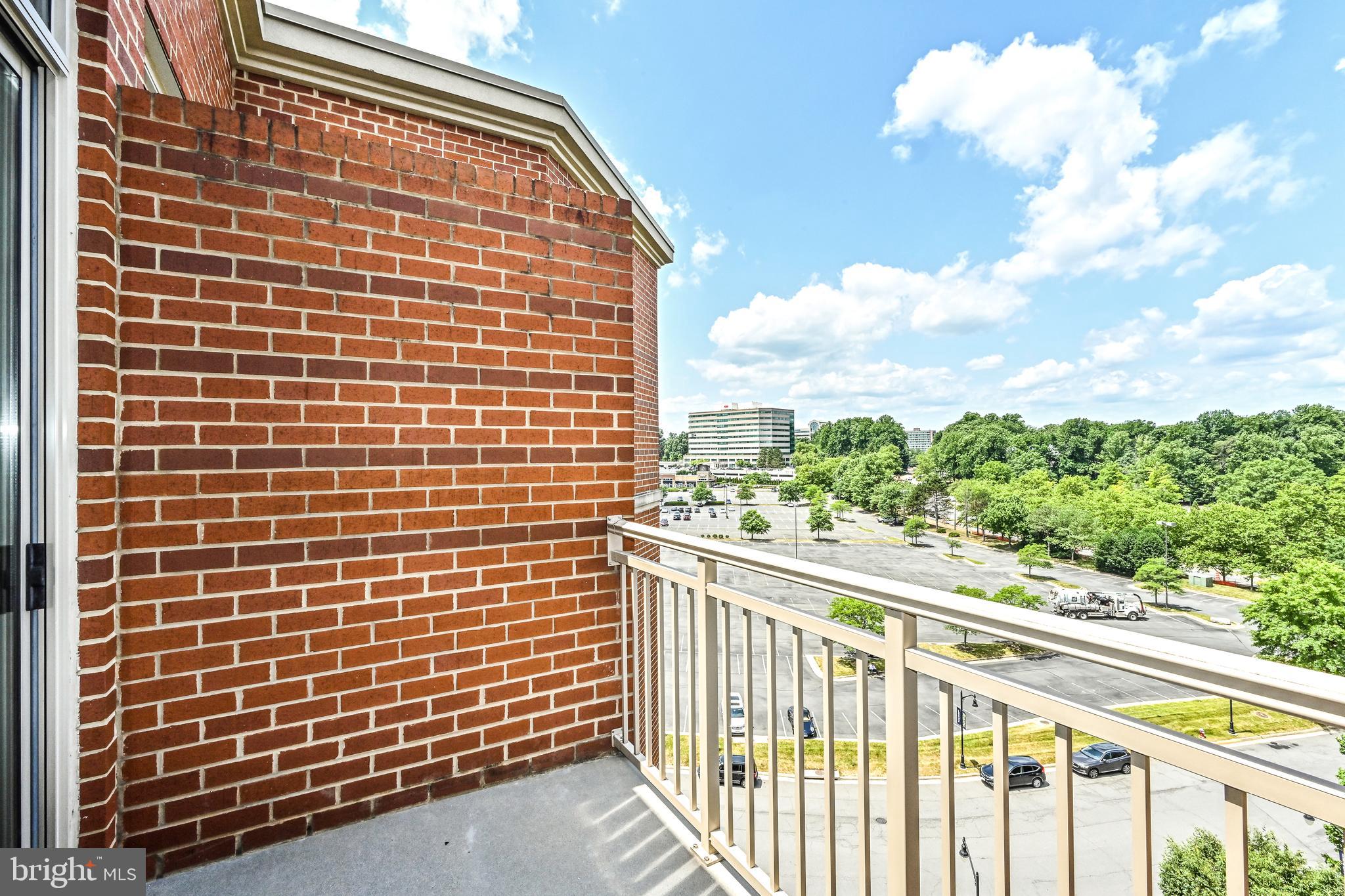 ELAN AT EAST MARKET - Residential