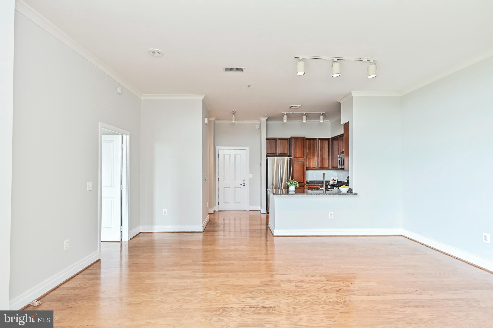 ELAN AT EAST MARKET - Residential