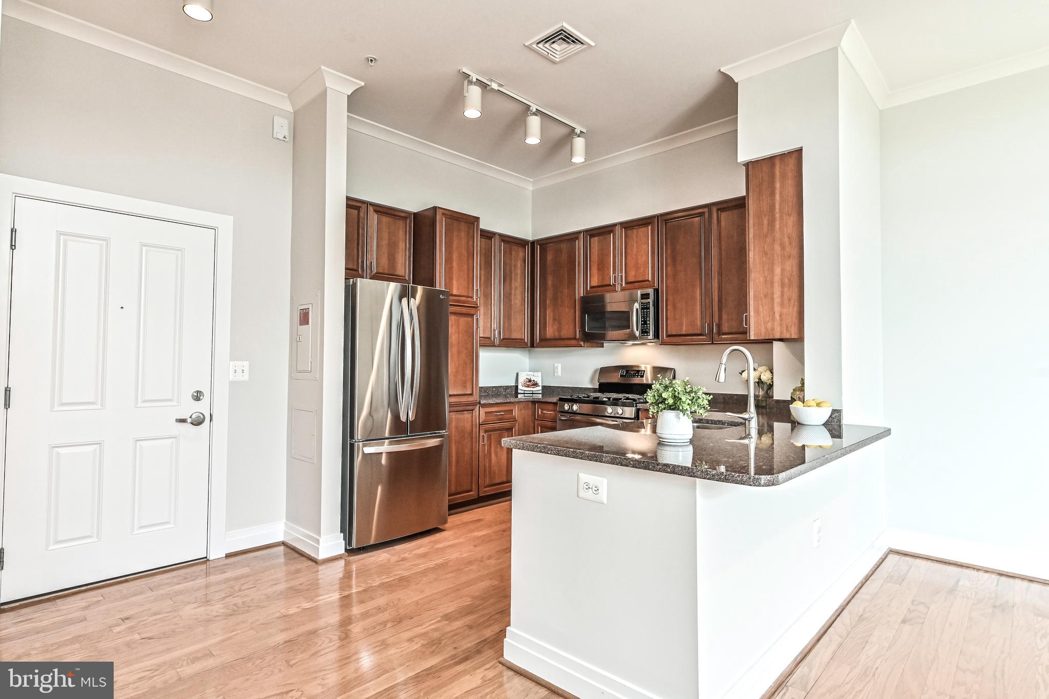 ELAN AT EAST MARKET - Residential