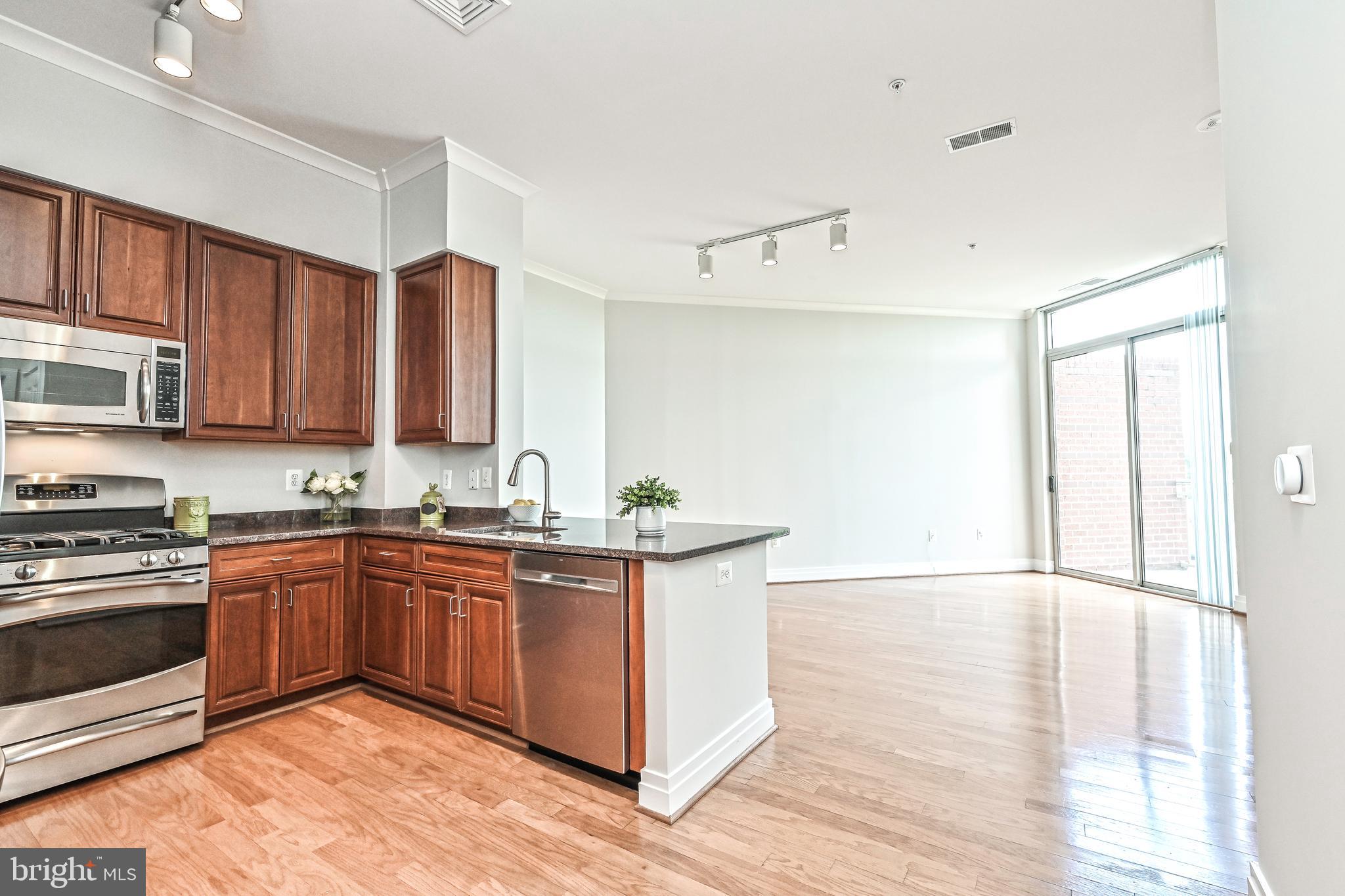 ELAN AT EAST MARKET - Residential