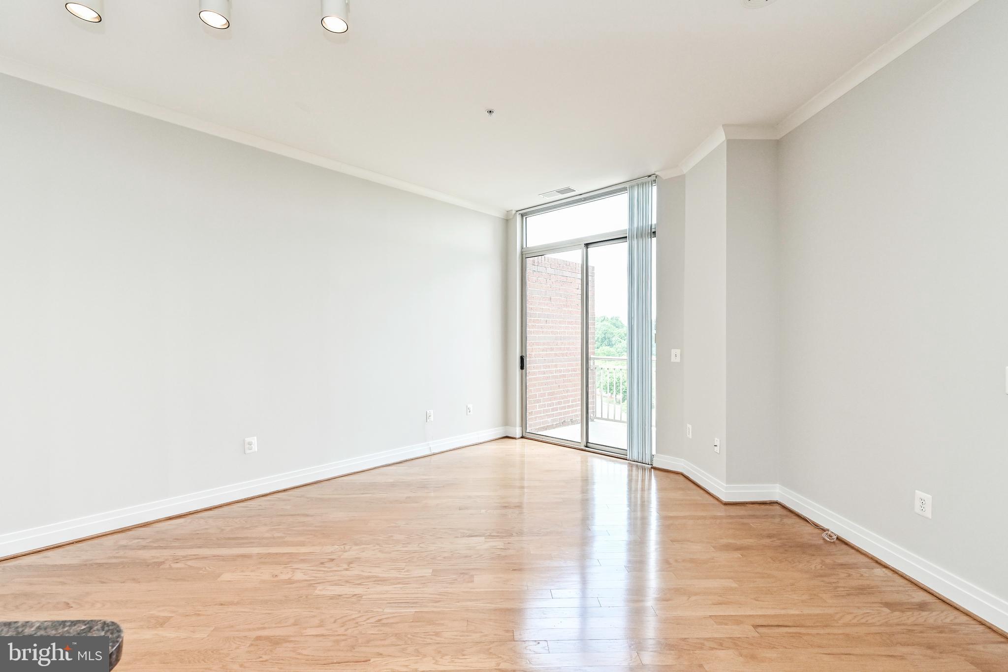 ELAN AT EAST MARKET - Residential