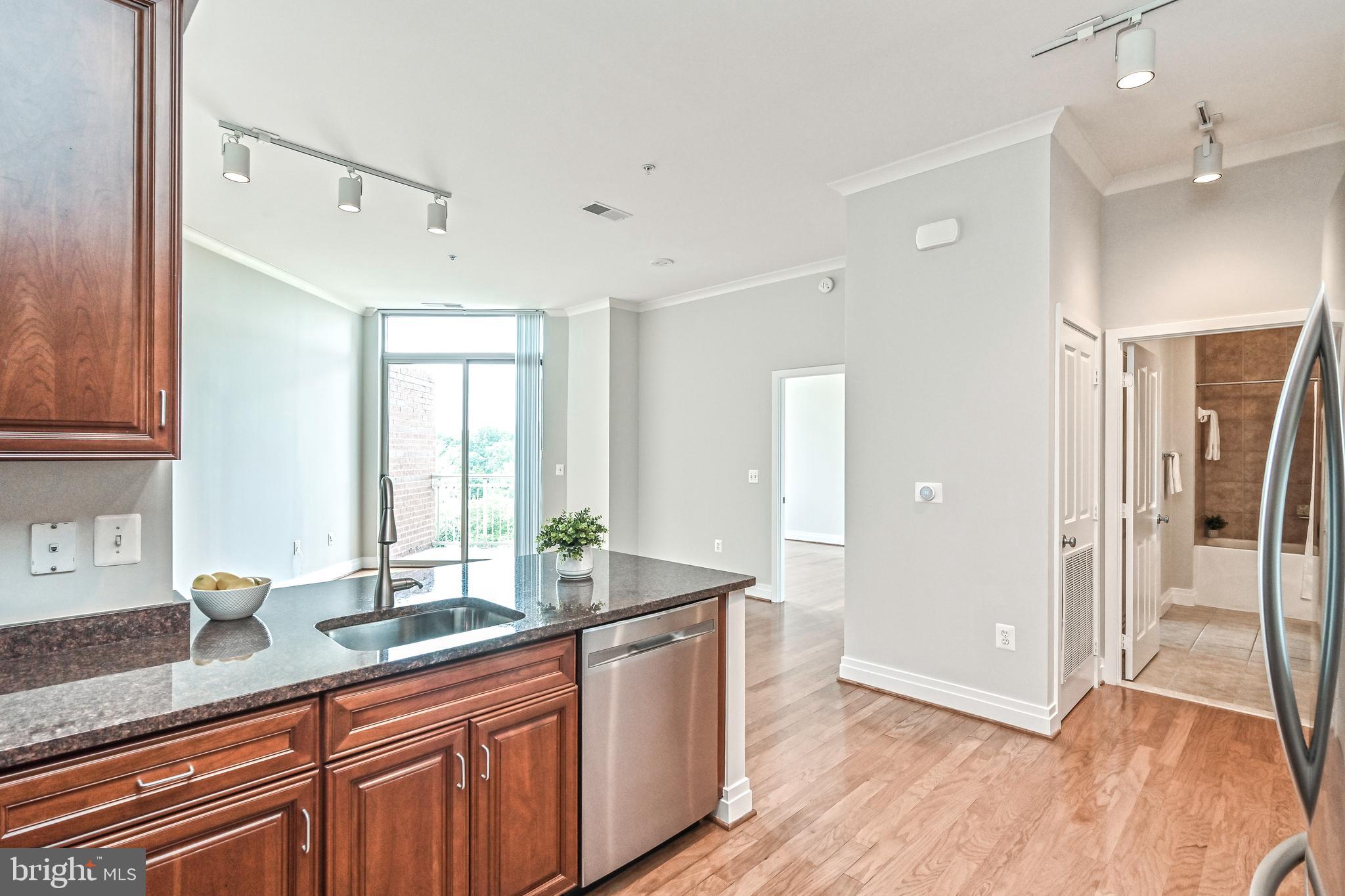 ELAN AT EAST MARKET - Residential