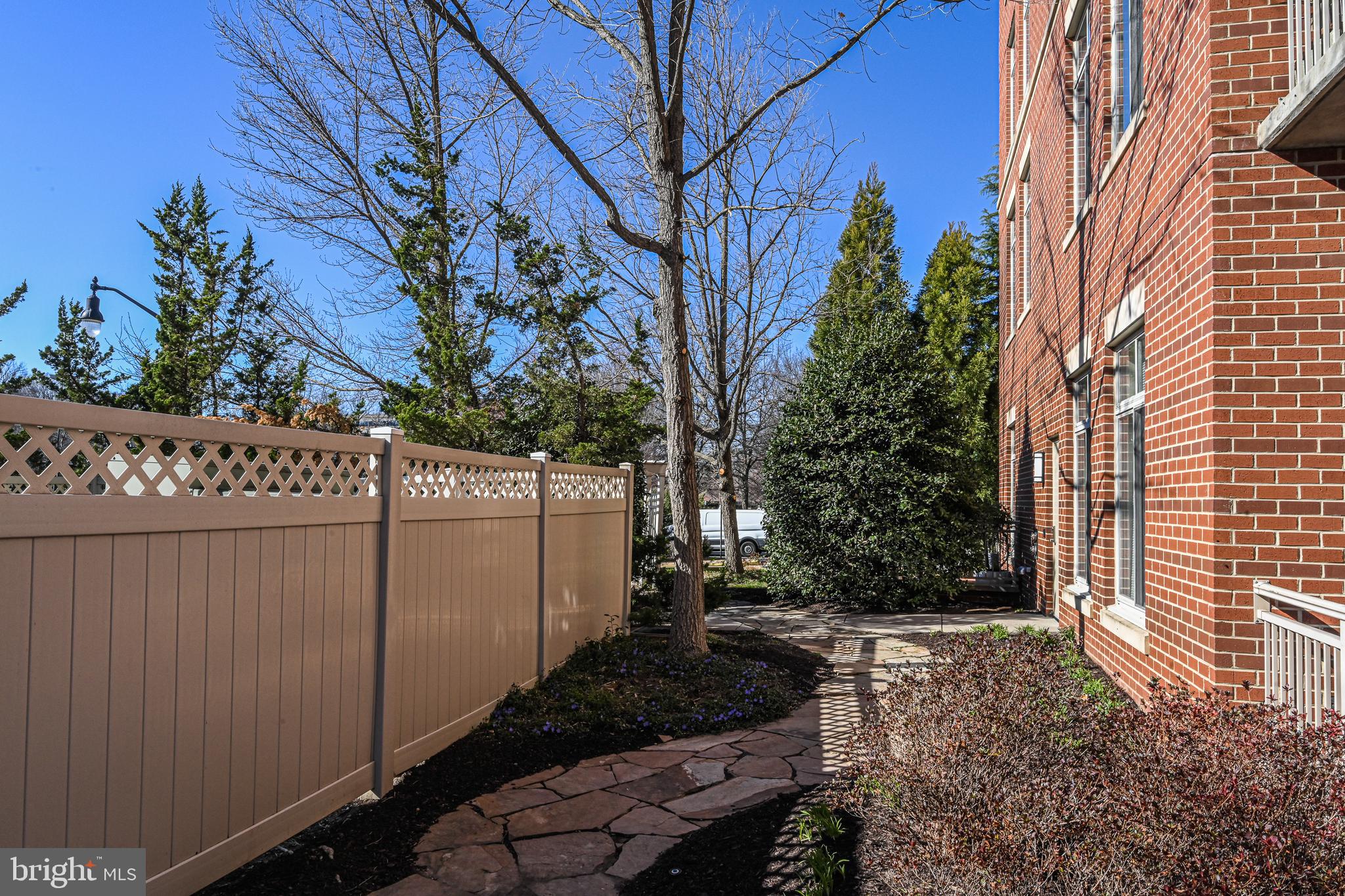 ELAN AT EAST MARKET - Residential