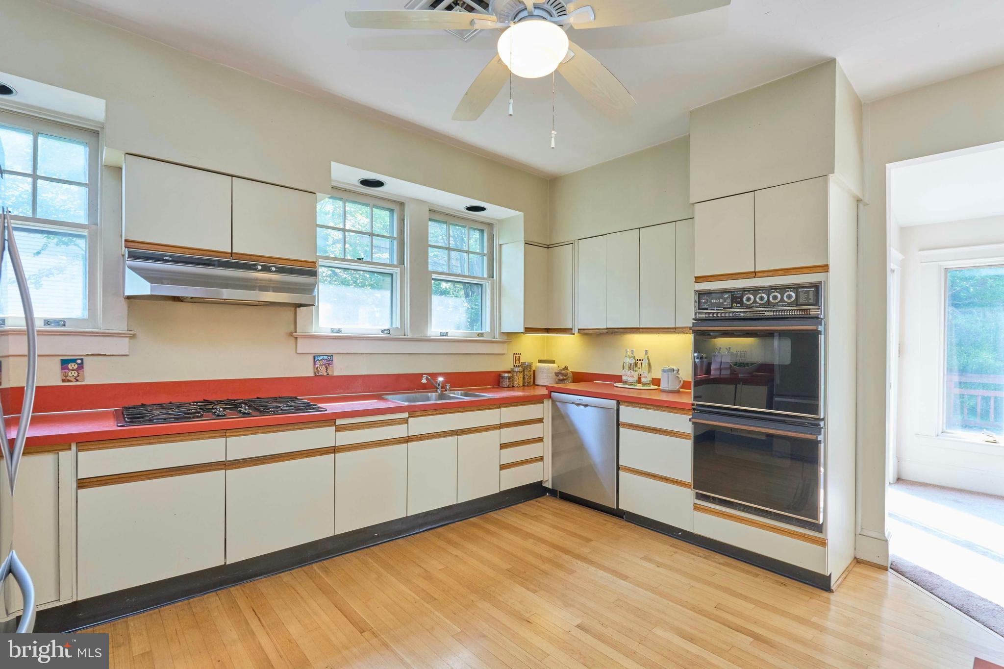 ASHTON HEIGHTS - Residential