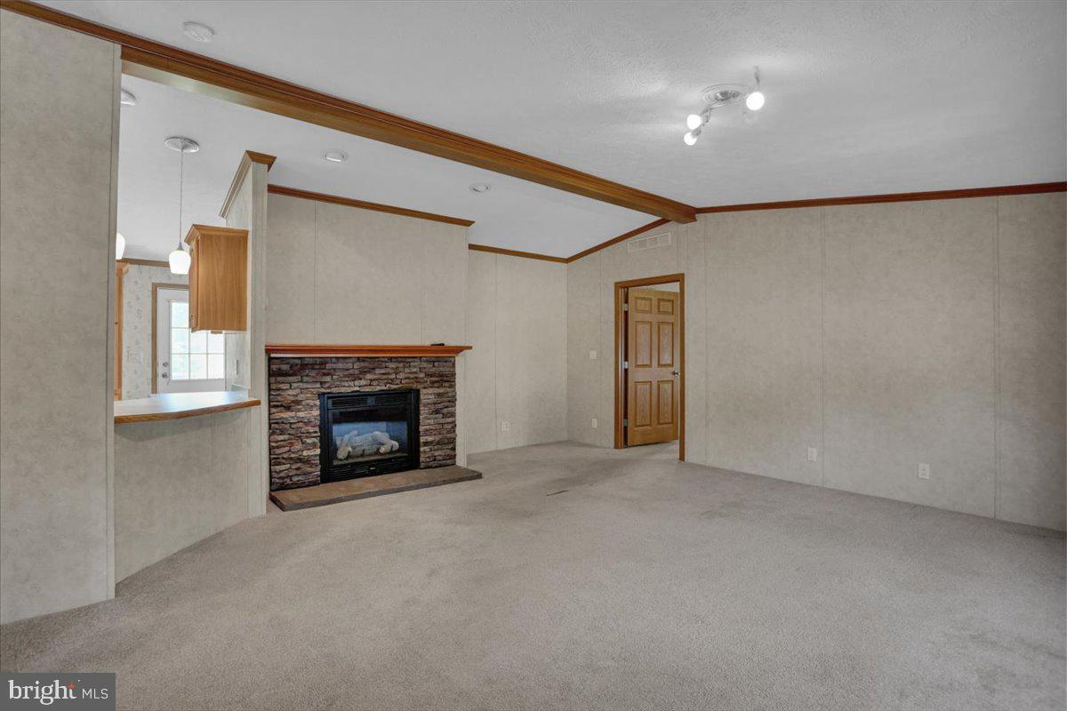 426 CEDAR LANE