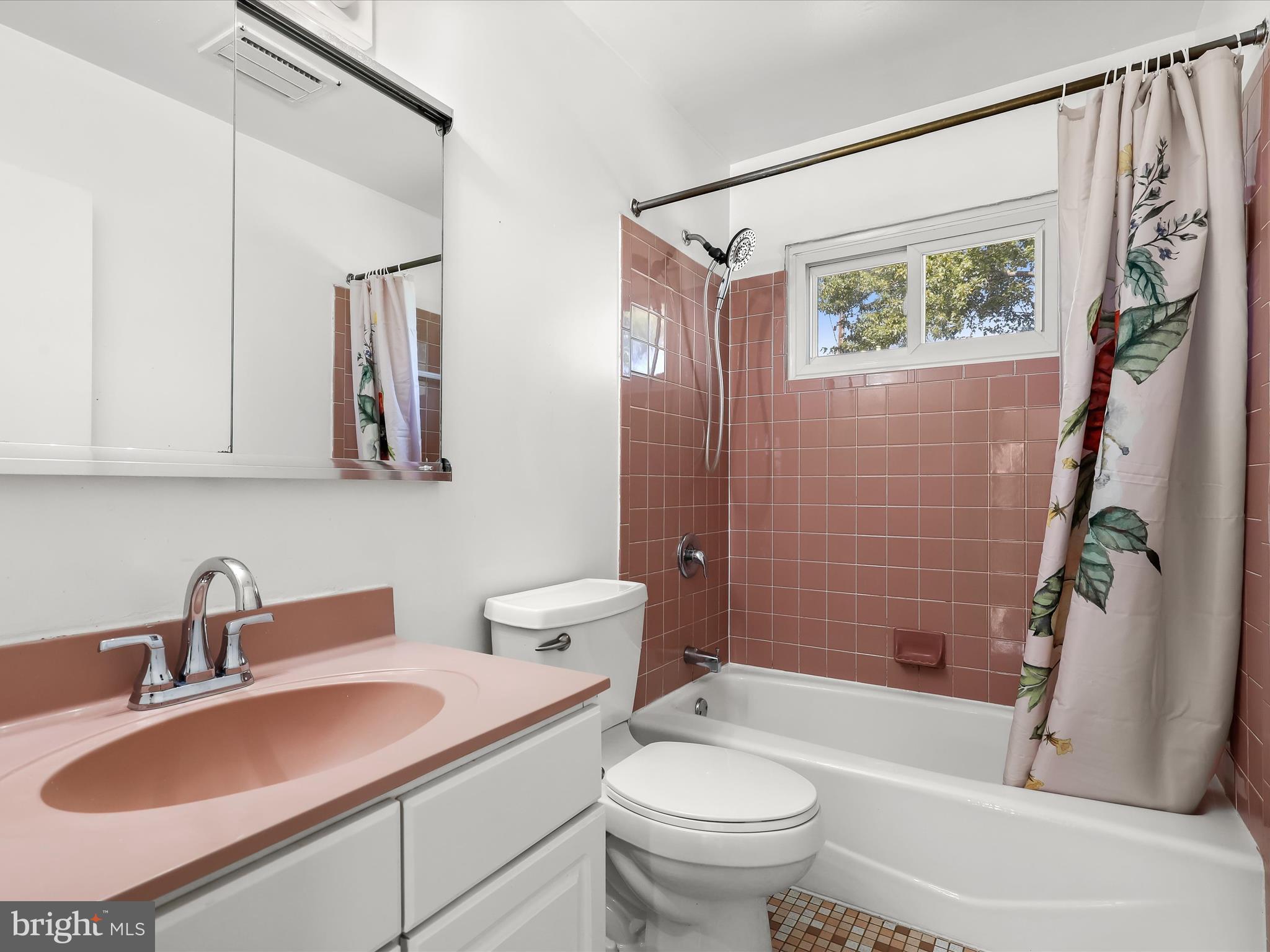 WESTVIEW PARK - Residential