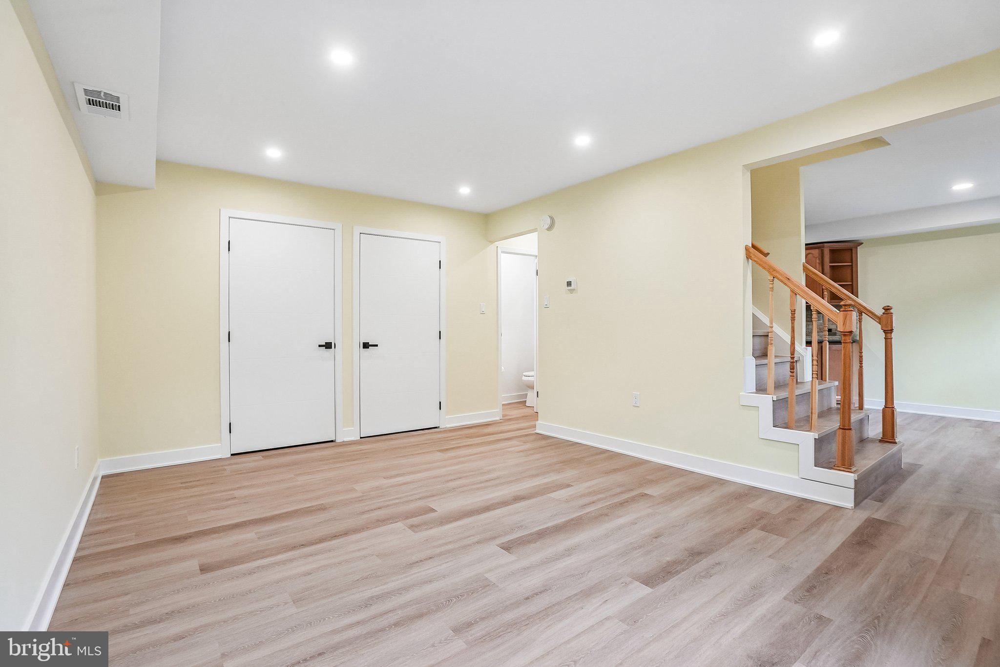 RHAWNHURST - Residential