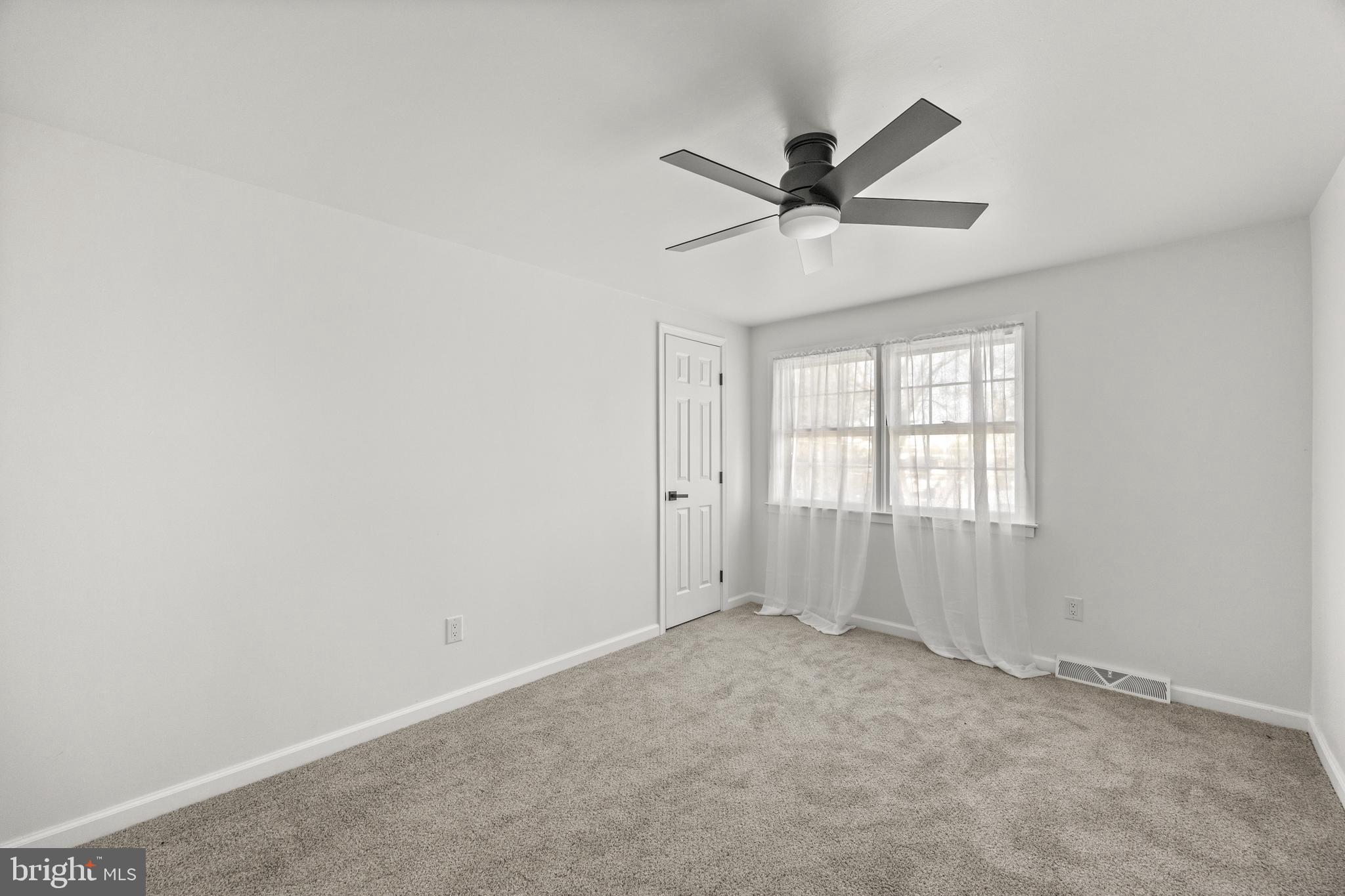 LANSDALE - Residential