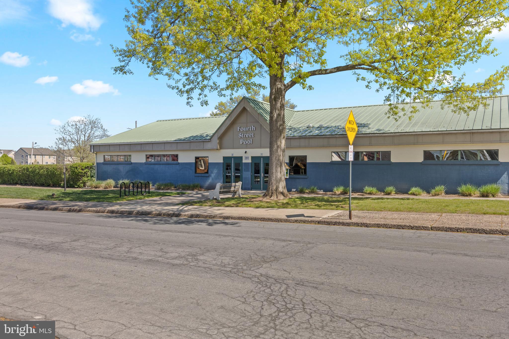 LANSDALE - Residential