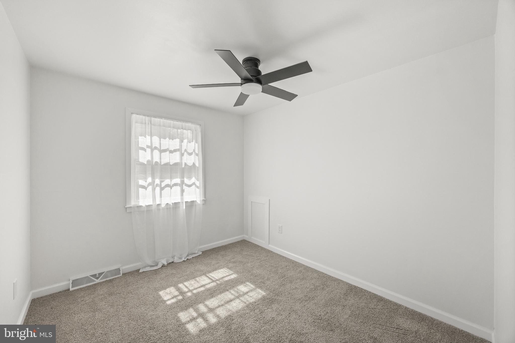 LANSDALE - Residential