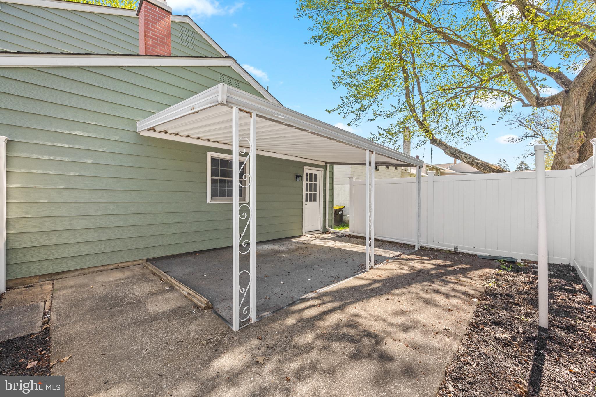 LANSDALE - Residential