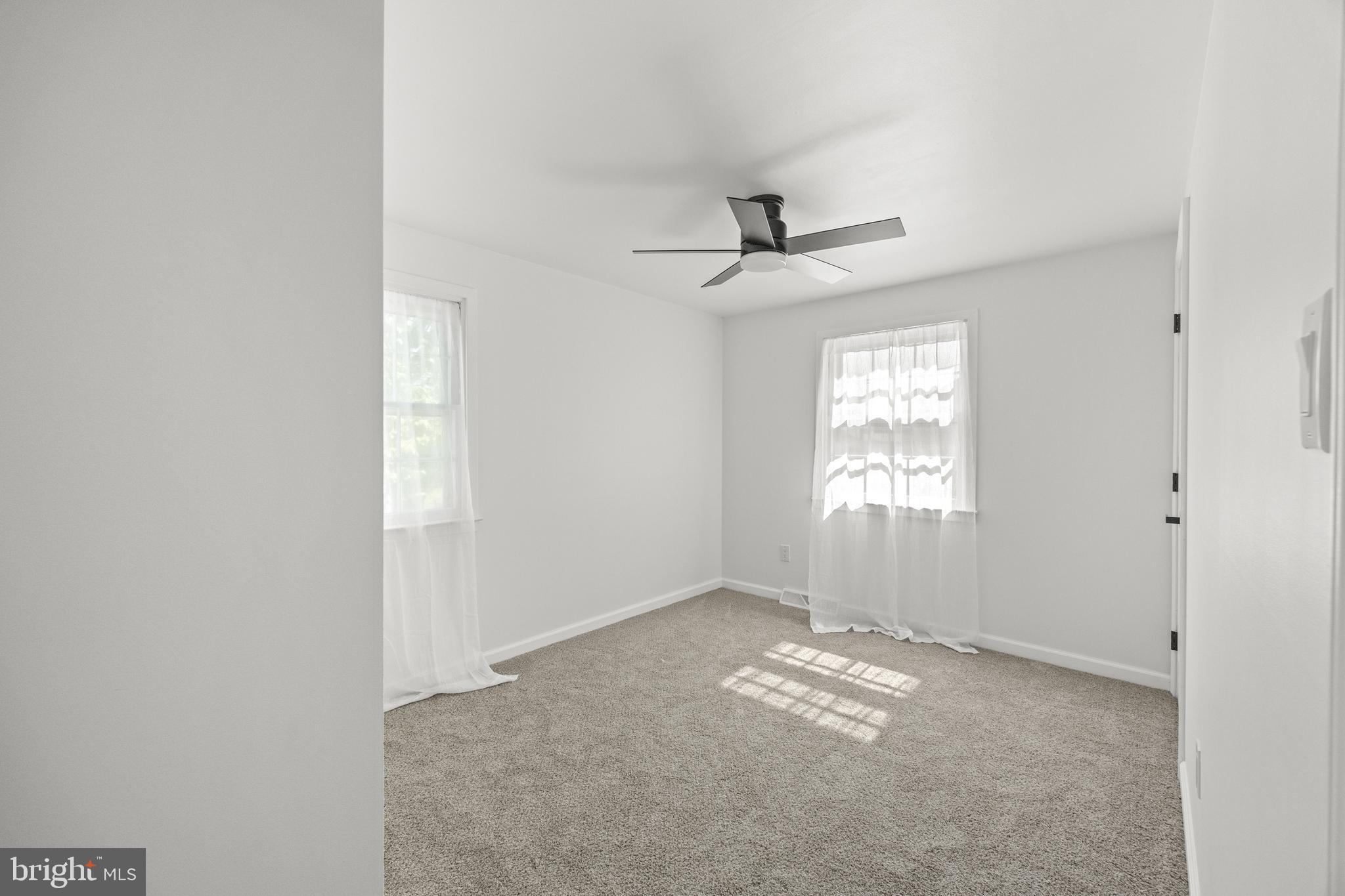 LANSDALE - Residential