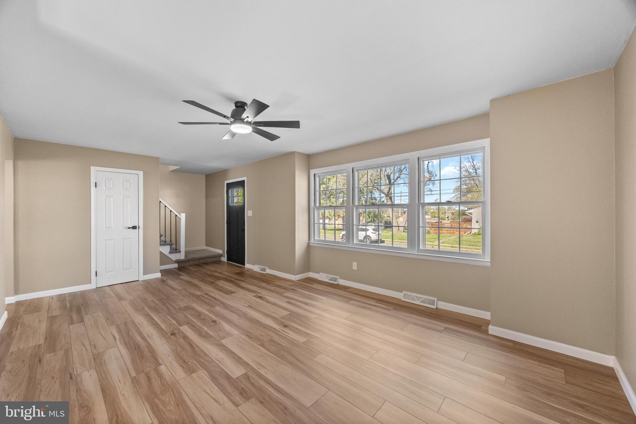 LANSDALE - Residential