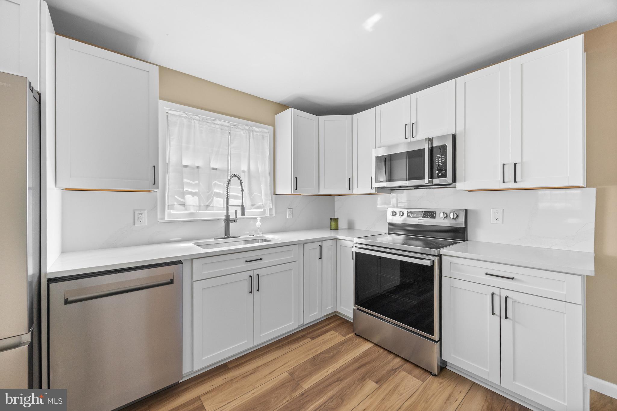 LANSDALE - Residential