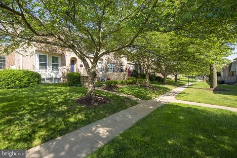 1699 Yale Place Unit 3BR-1743, Rockville, MD MLS: MDMC2179082