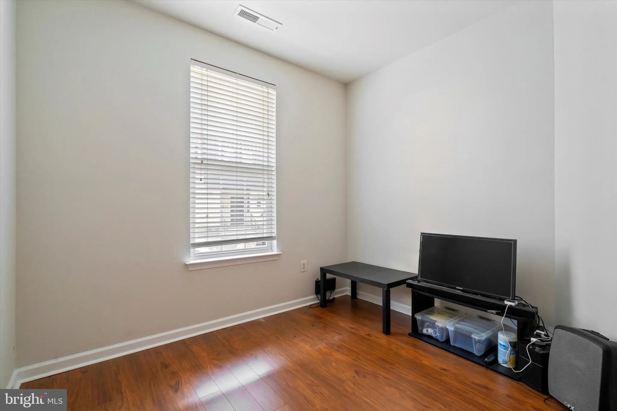 Philadelphia, Pennsylvania 19121, United States, 2 Bedrooms Bedrooms, ,2 BathroomsBathrooms,Residential,Contingent,41917