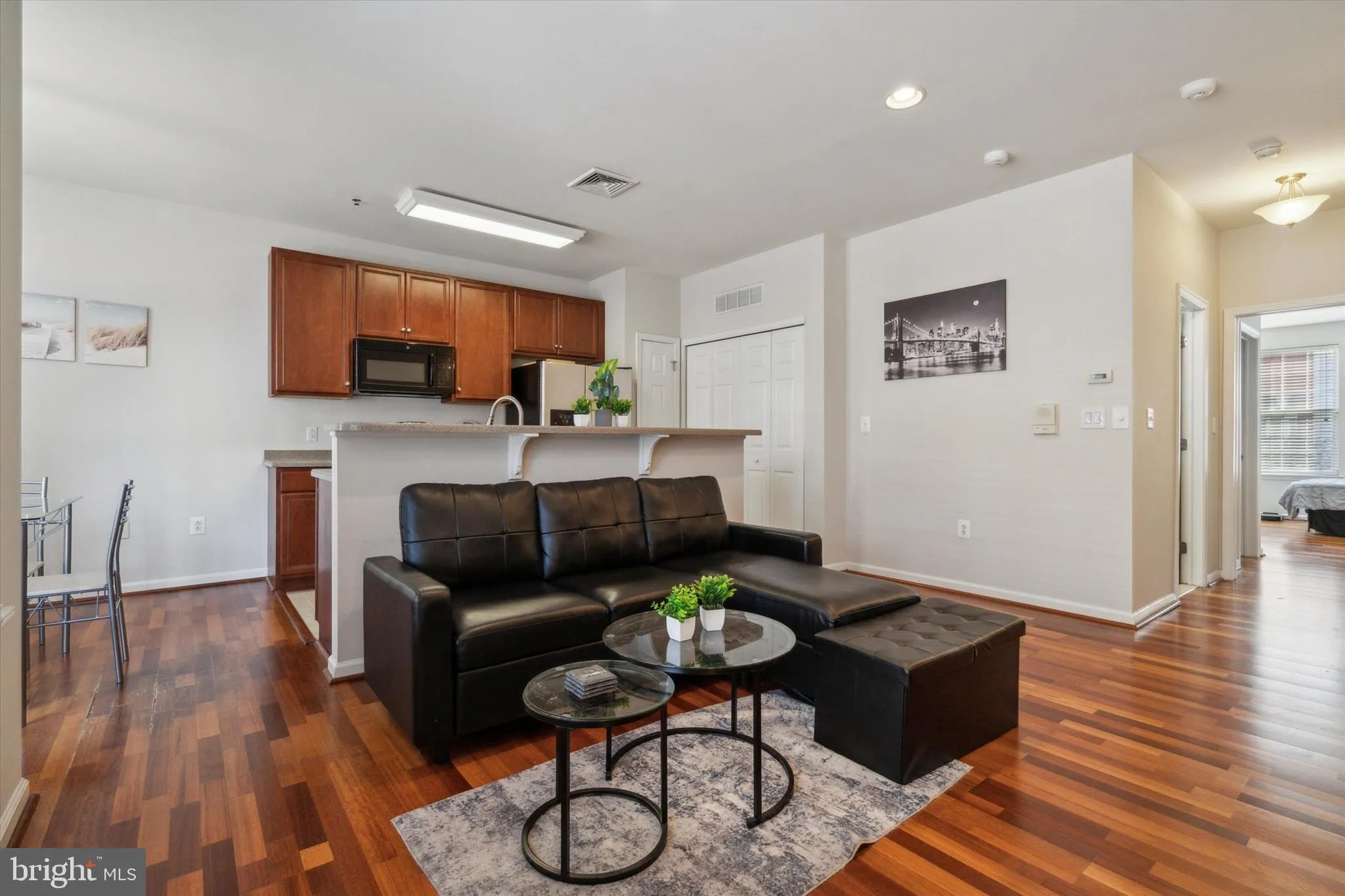 Philadelphia, Pennsylvania 19121, United States, 2 Bedrooms Bedrooms, ,2 BathroomsBathrooms,Residential,Contingent,41917