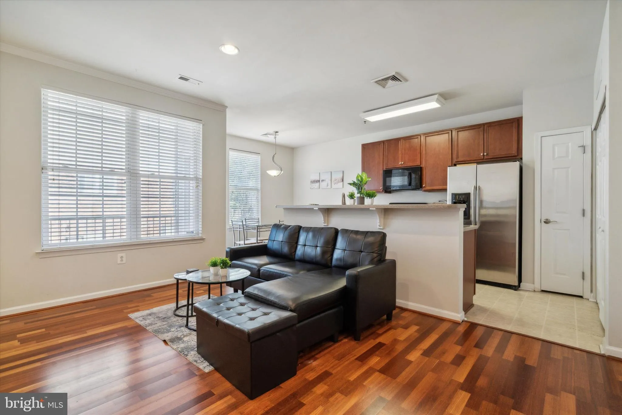 Philadelphia, Pennsylvania 19121, United States, 2 Bedrooms Bedrooms, ,2 BathroomsBathrooms,Residential,Contingent,41917