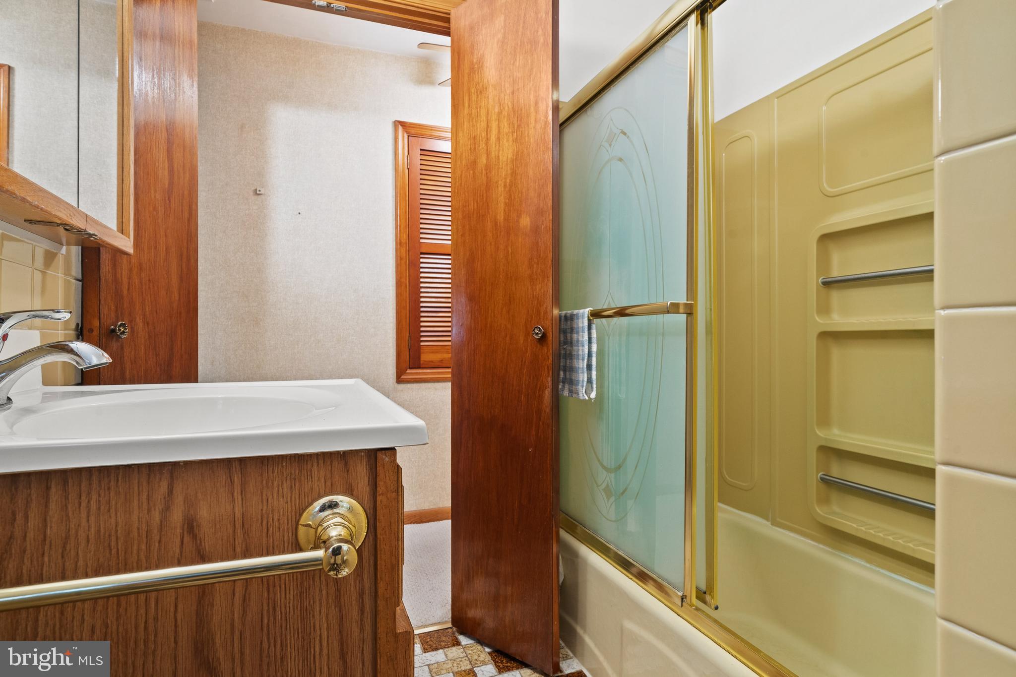 PAGE PROPERTY - Residential