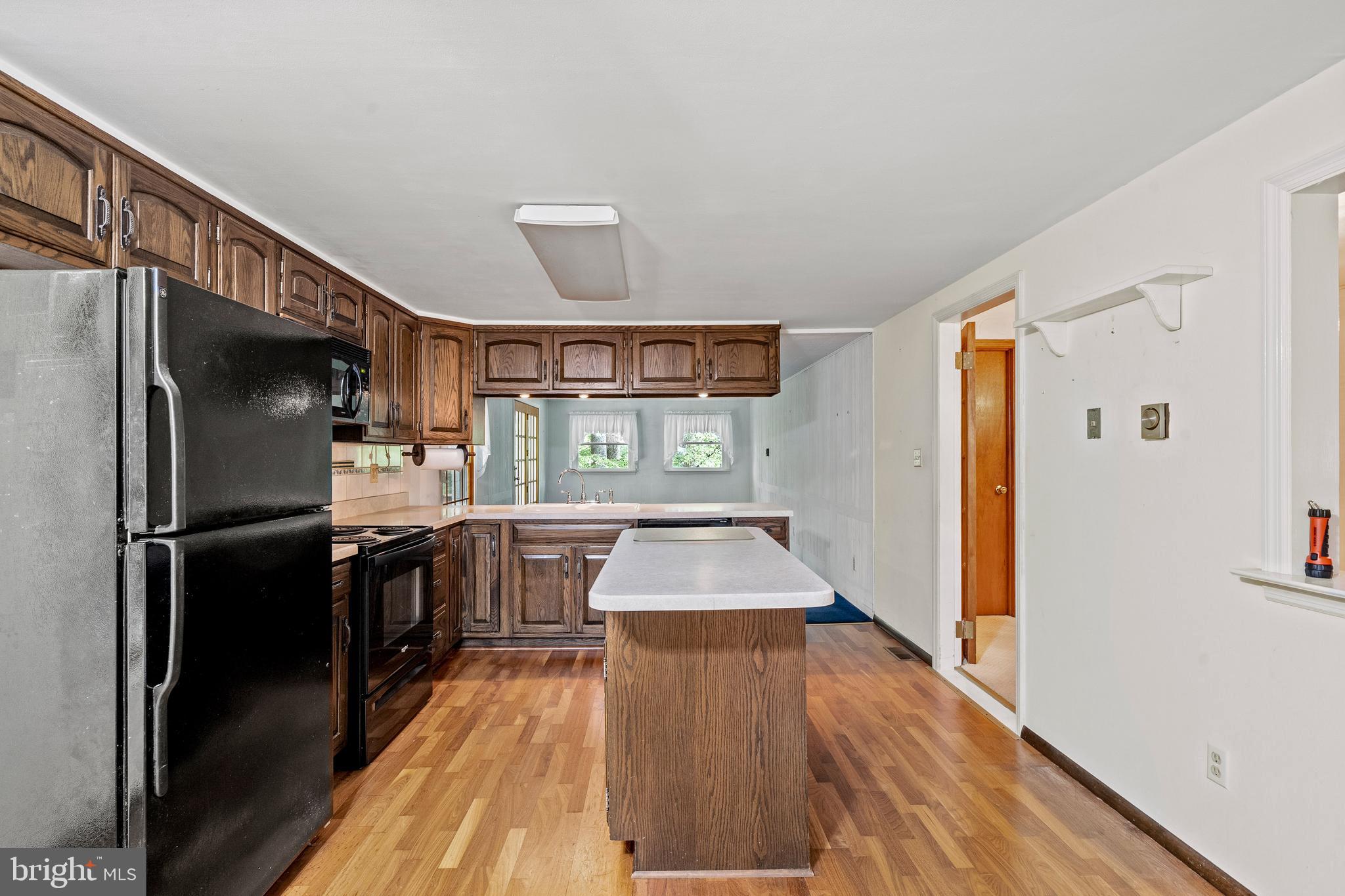 PAGE PROPERTY - Residential