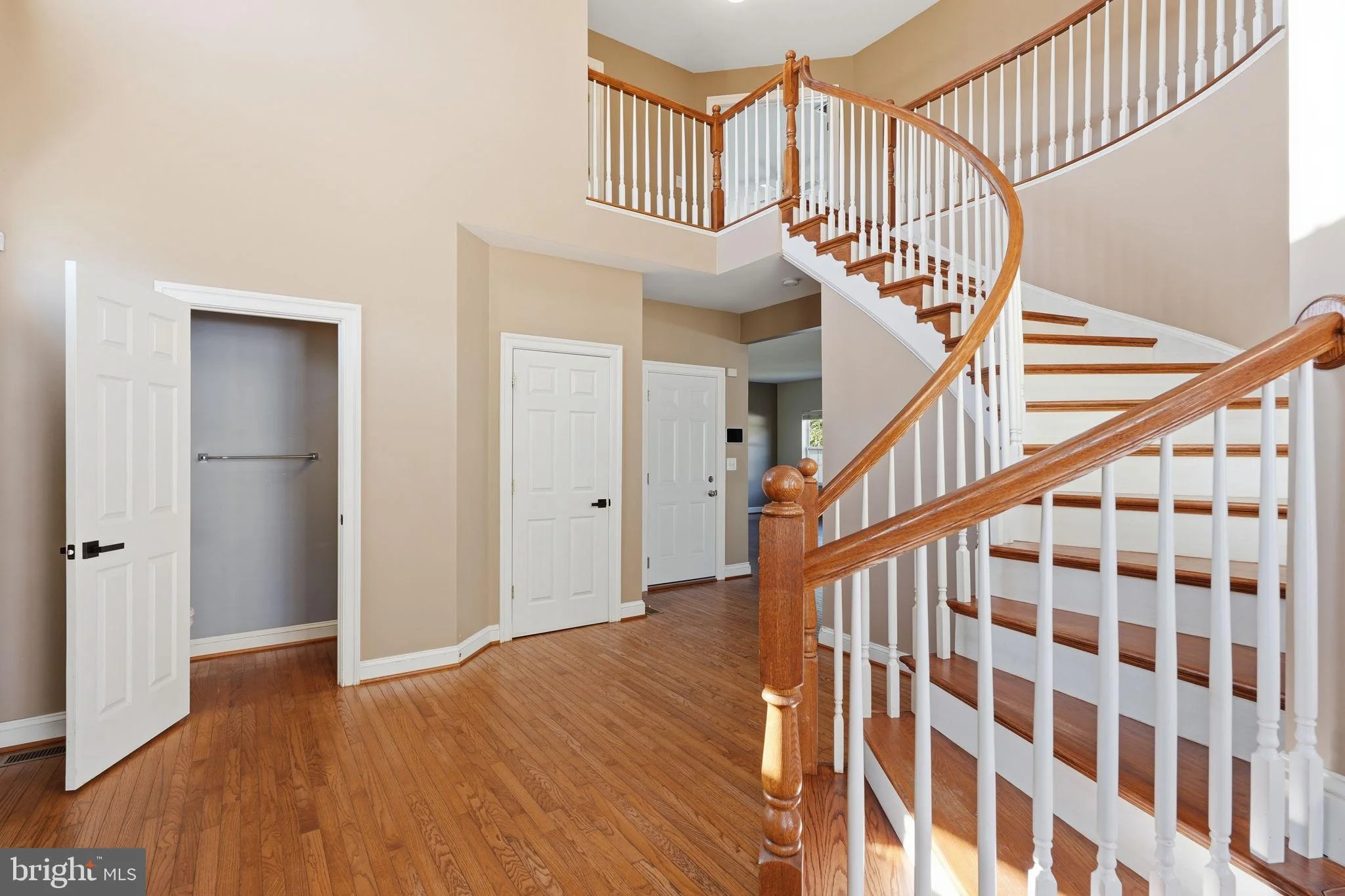 732 N Channel Drive