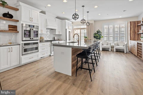 Photo of 455 N George Mason Drive, ARLINGTON, VA 22203 (MLS # VAAR2080188)