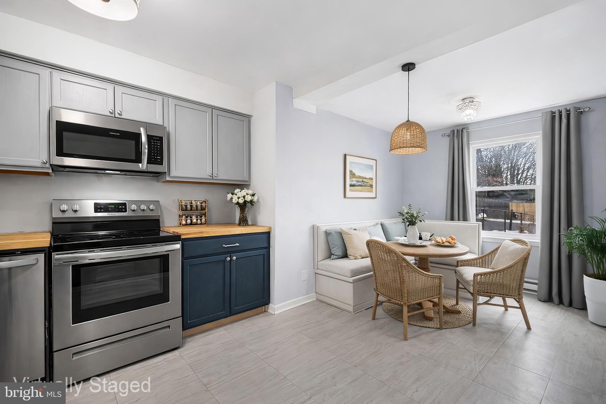 BRITTANY WOODS - Residential