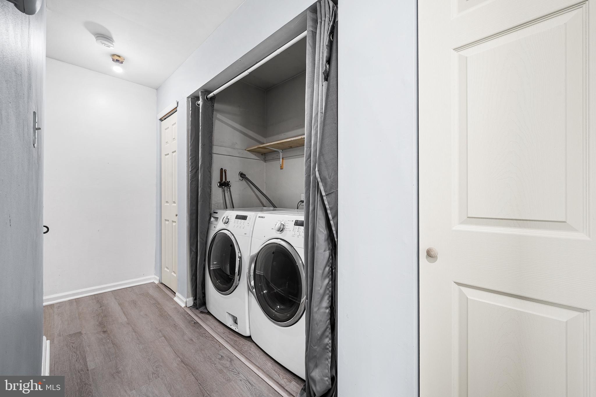 BRITTANY WOODS - Residential