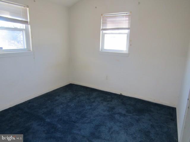 UNIVERSITY GARDENS - Residential