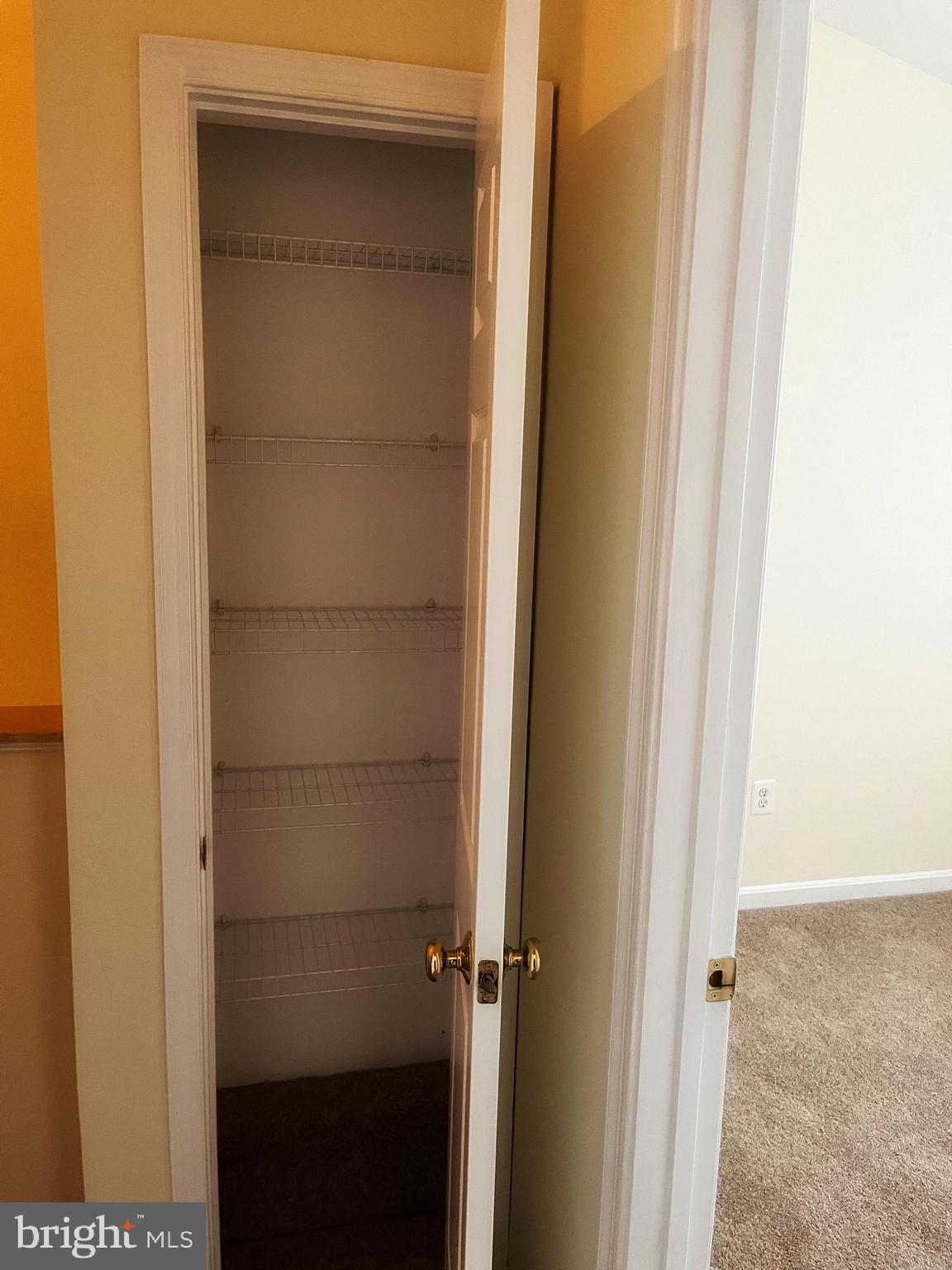 CORAL HILLS TOWN HOMES - Residential Lease