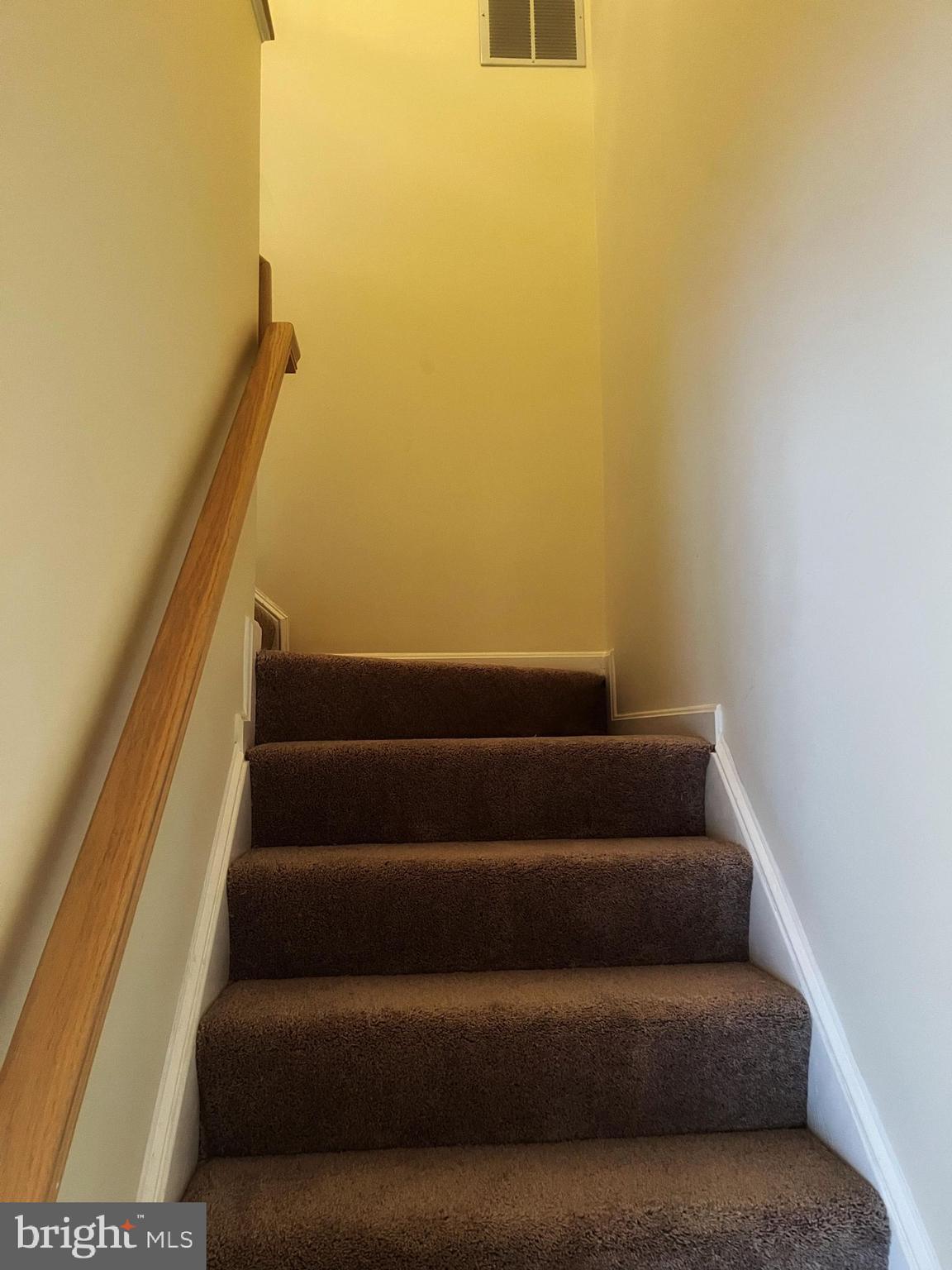 CORAL HILLS TOWN HOMES - Residential Lease