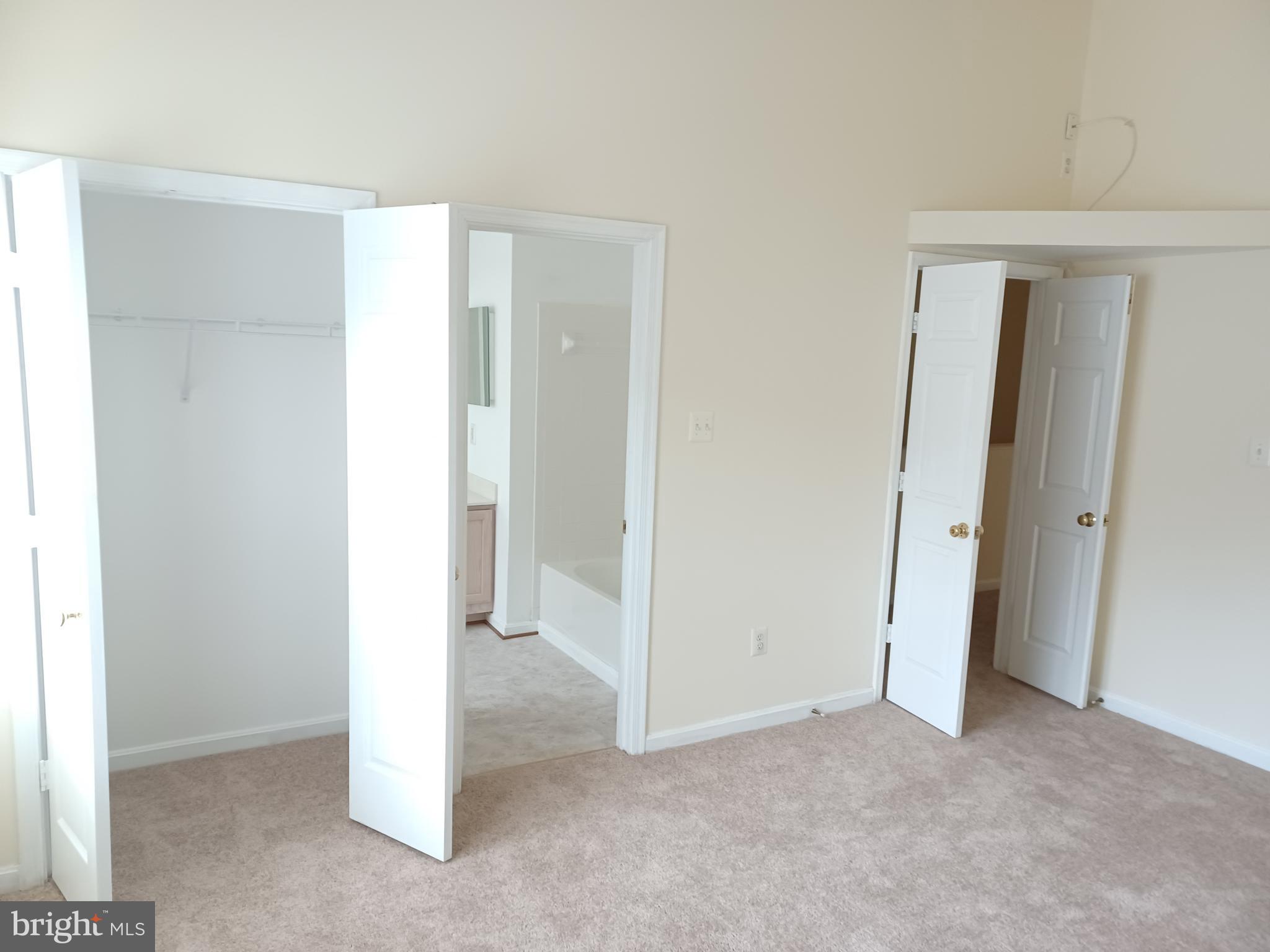 CORAL HILLS TOWN HOMES - Residential Lease