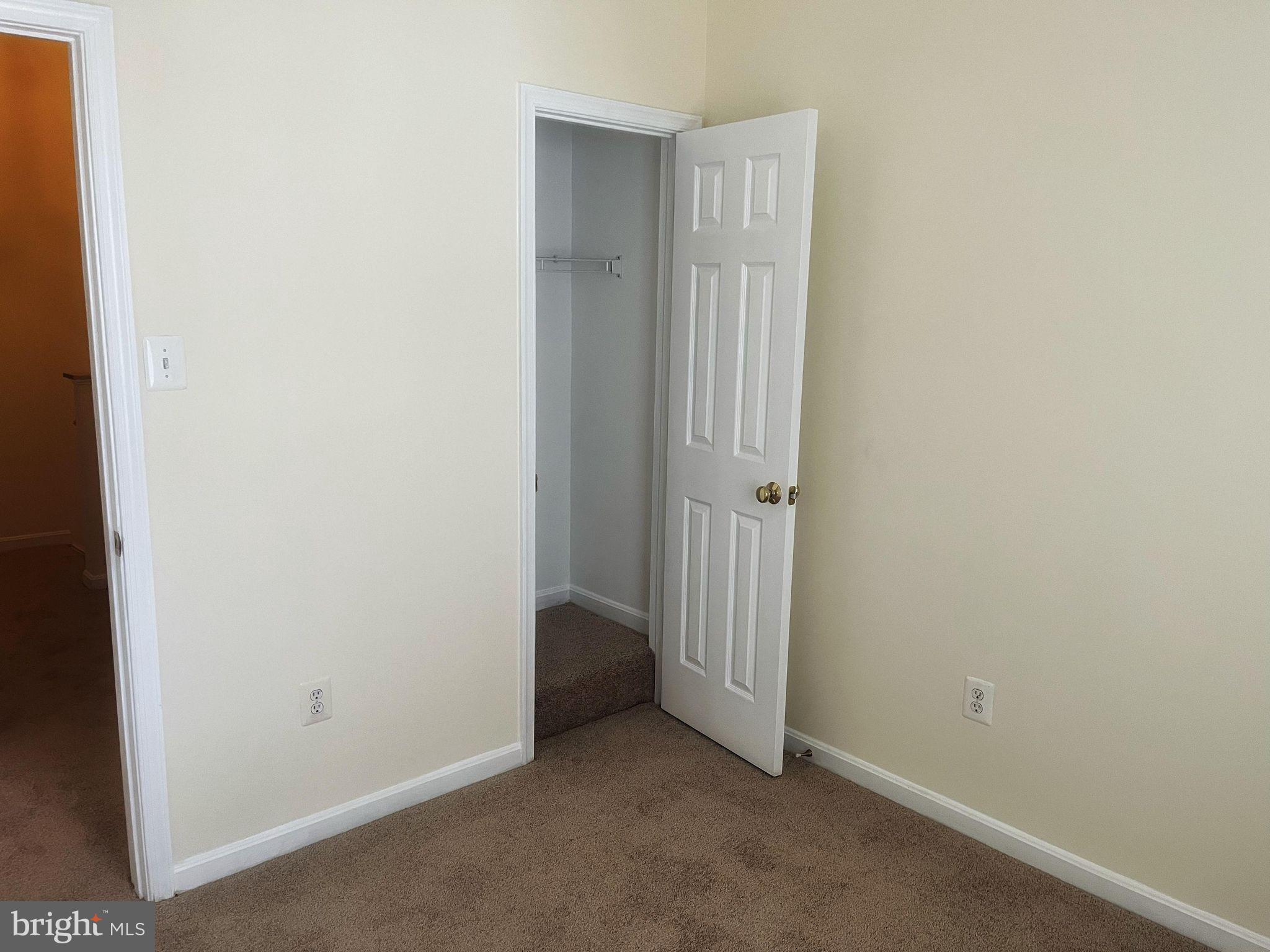 CORAL HILLS TOWN HOMES - Residential Lease